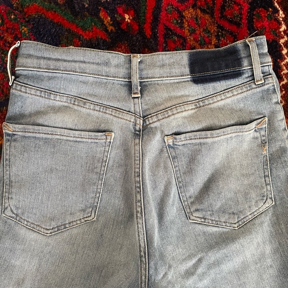 EXPRESS Super High Rise Straight Jeans 2R - Picture 3 of 3